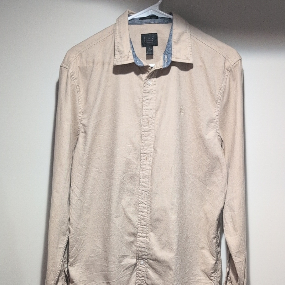 14th & Union Men's Light Beige Button-Up Shirt
